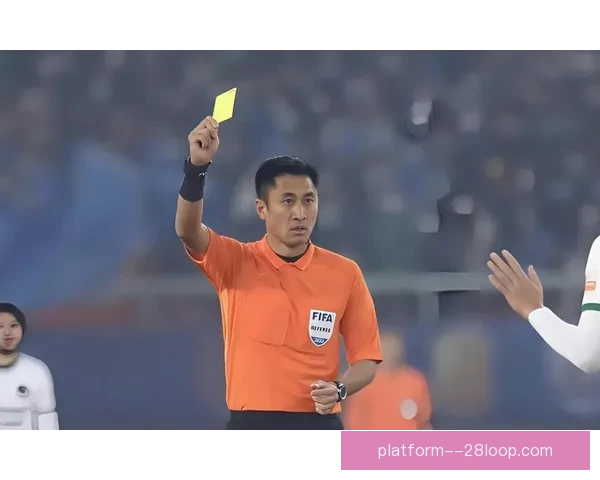 马宁担任主裁执法亚洲杯决赛引发球迷热议与关注